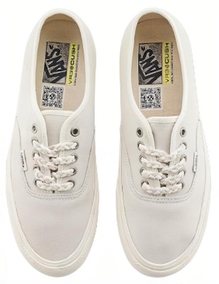 Vans Vault Og Authentic Lx 'Beige' Beige Asli Lx Vans Vault VN000BVWCD3 Lookbook Vans Vault Og Authentic Lx 'Beige' Beige Asli Lx Vans Vault VN000BVWCD3