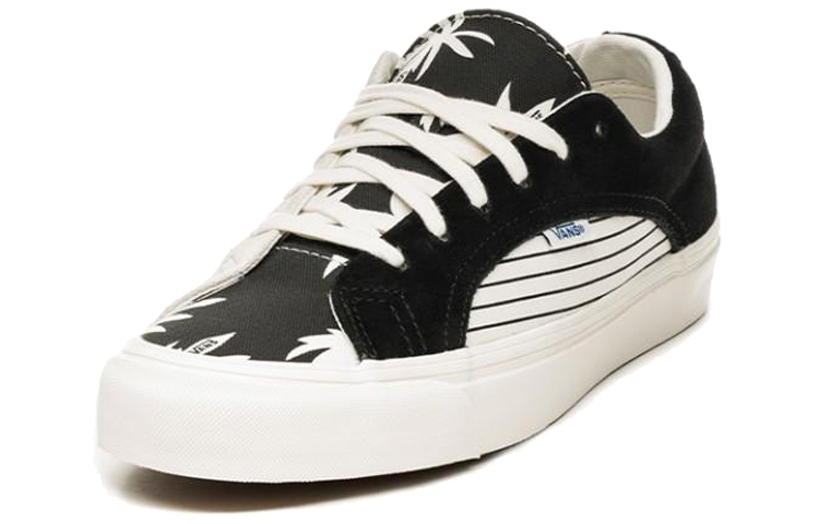 Lookbook Vans Vault OG Lampin LX 'Hitam Putih' VN0A4P3WN8K1