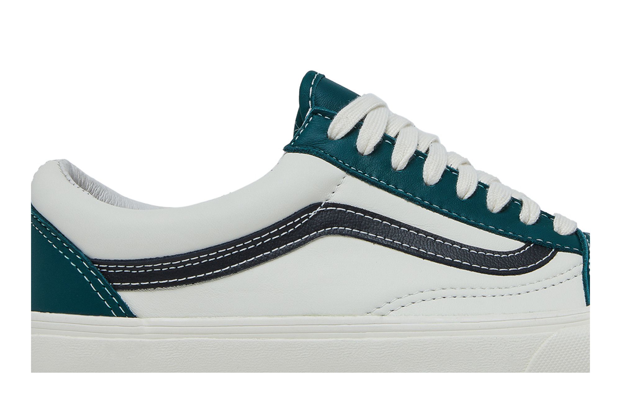 Lookbook Vans Vault Old Skool LX 'Marshmallow Evergreen' VN0A4BVF22D1