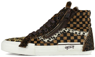 Vans Vault UA SK8-Hi Cap LX
台灣市場名稱:Vans儲物庫UA SK8-高筒帽LX Buy Vans Vault UA SK8-Hi Cap LX
台灣市場名稱:Vans儲物庫UA SK8-高筒帽LX