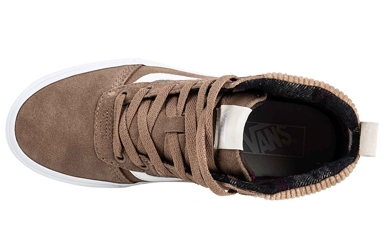Shop Vans Ward Hi Mte 棕色舒适透气休闲滑板鞋 VN0A3JF501G