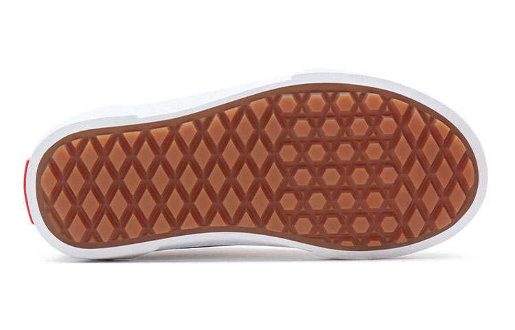 Shop Vans Wardローカットスニーカー 黒/赤 VN0A5KY79BY
