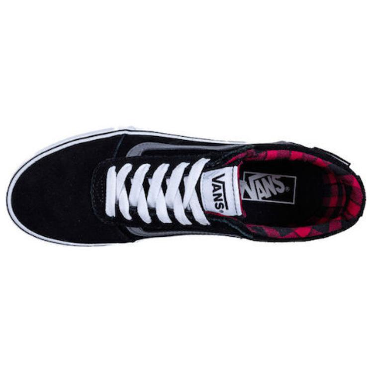 Shop Vans Ward 黑色运动鞋 VN0A5KXU9BY