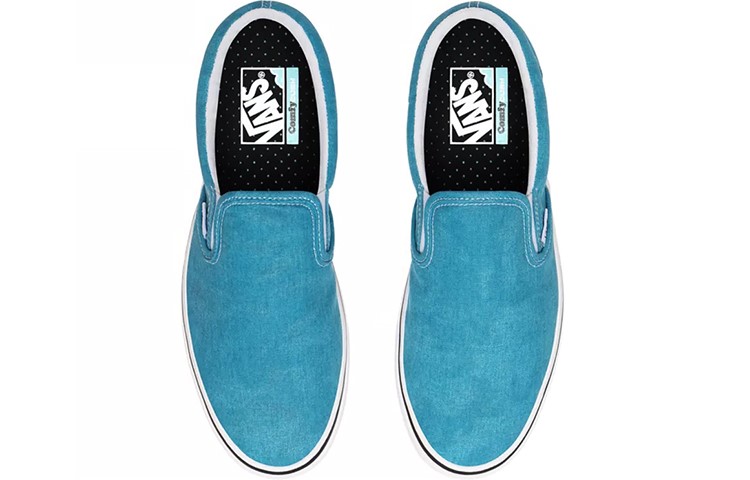 Shop バンズ ウォッシュド キャンバス コムフィー スリッポン ブルー (Vansウォッシュ キャンバス コムフィーSlip-On 青) VN0A3WMDWXQ