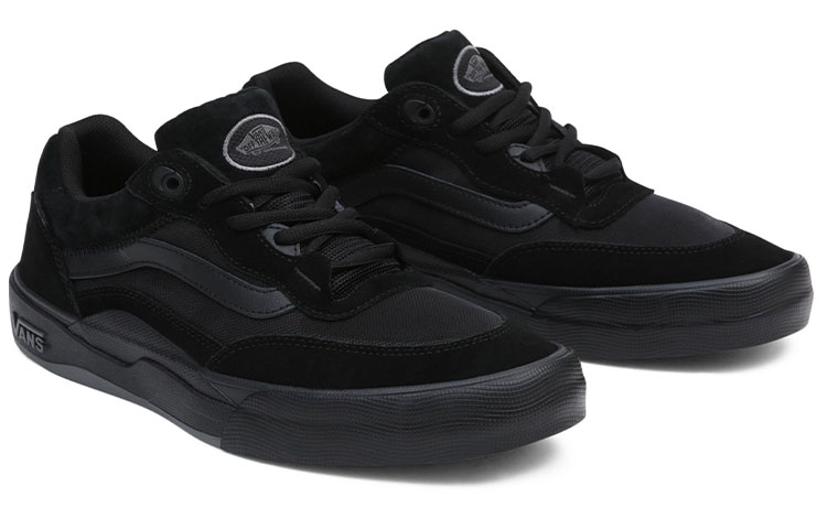 Lookbook Vans Wayvee 'Hitam Putih' VN0A5JIABKA