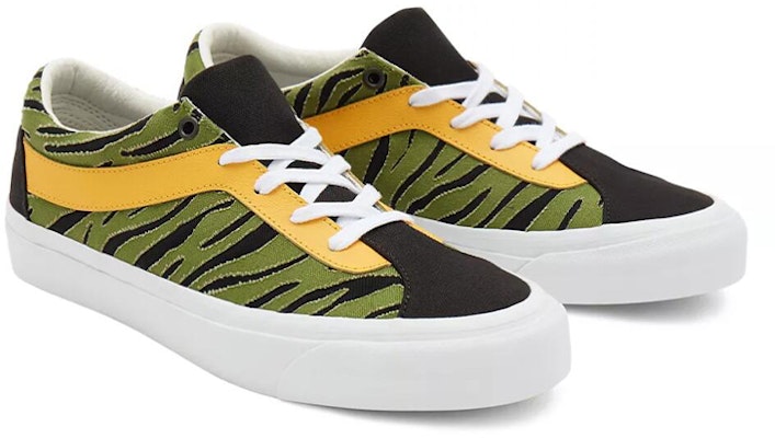 Vans Wild Things Bold Ni 透氣防滑耐磨 低筒休閒板鞋 男女同款 黑綠 Lookbook Vans Wild Things Bold Ni 透氣防滑耐磨 低筒休閒板鞋 男女同款 黑綠