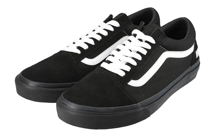 Lookbook Vans WIND AND SEA x Old Skool 'Hitam' 624618-0001