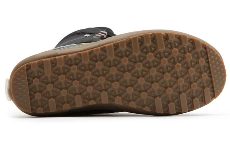 Purchase Vans Nyvelt Standard XF MTE 黒 (ユニセックス) VN0A5KQXA1D