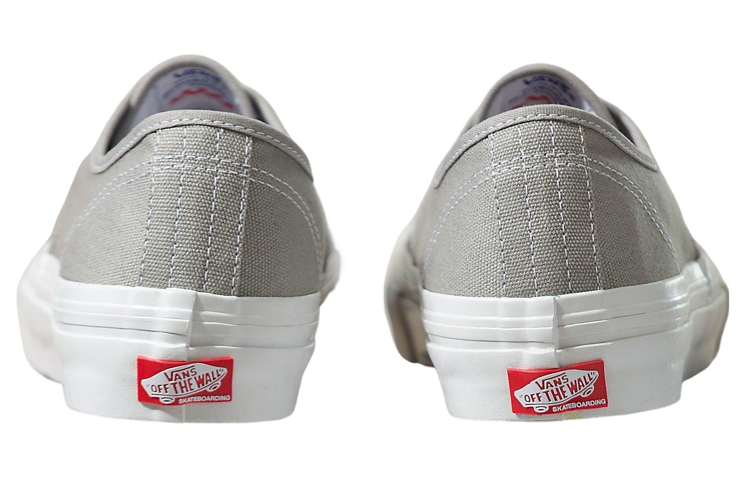 Lookbook 반스 랩트 어센틱 (그레이) VN0A5FC8KAQ