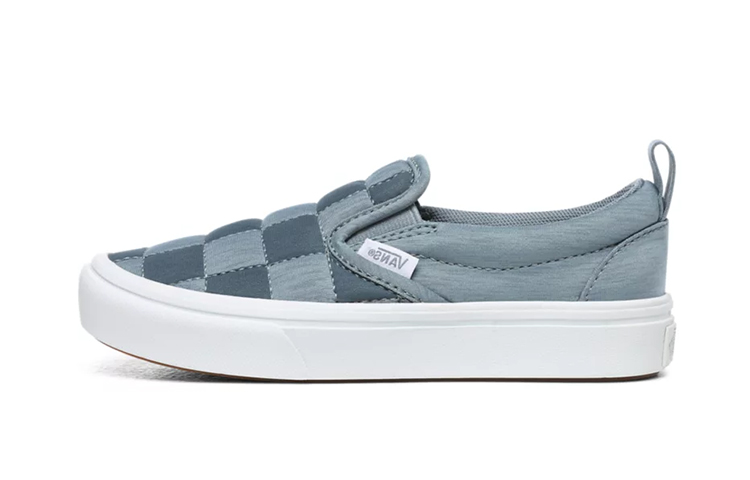 Buy Vans X Autism Awareness Comfycush Slip-On Grigio VN0A4UFGWI9
