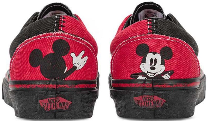 Vans x 迪士尼 Mickey Mouse 牛仔布运动鞋 '黑红色' VN000EWZDNM Lookbook Vans x 迪士尼 Mickey Mouse 牛仔布运动鞋 '黑红色' VN000EWZDNM