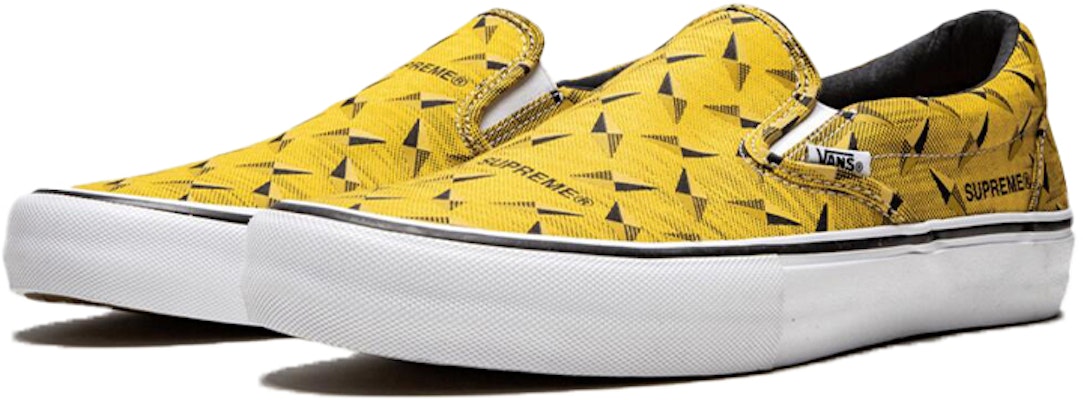 Vans X Supreme Slip-On SS19 Placa Diamante Amarillo Collection. SUP-SS19-10060 Lookbook Vans X Supreme Slip-On SS19 Placa Diamante Amarillo Collection. SUP-SS19-10060