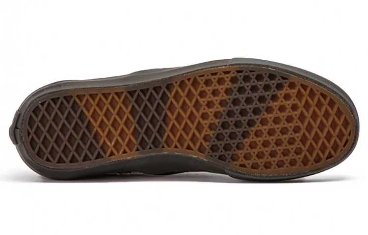 Purchase Taka Hayashi x Vans Slip-On LX 棋盤格絨面革 黑白