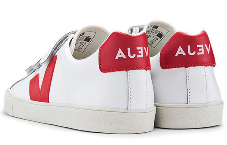 Shop VEJA 3-LOCK 白色紅V皮質魔術貼運動鞋休閒鞋