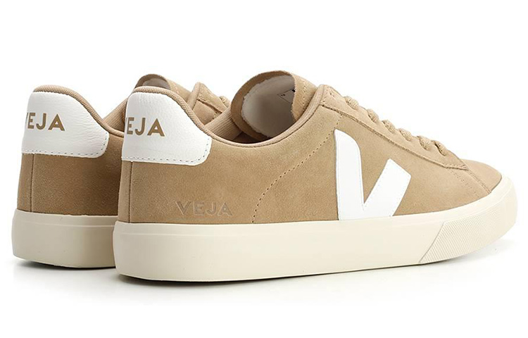 Shop VEJAカンポ レースアップスニーカー (デューンホワイト) CP0302963