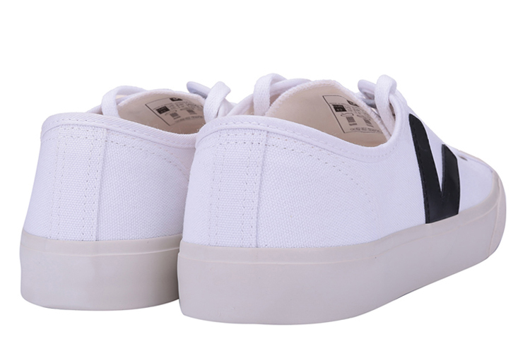 Shop VEJA 帆布鞋面運動鞋 白色
