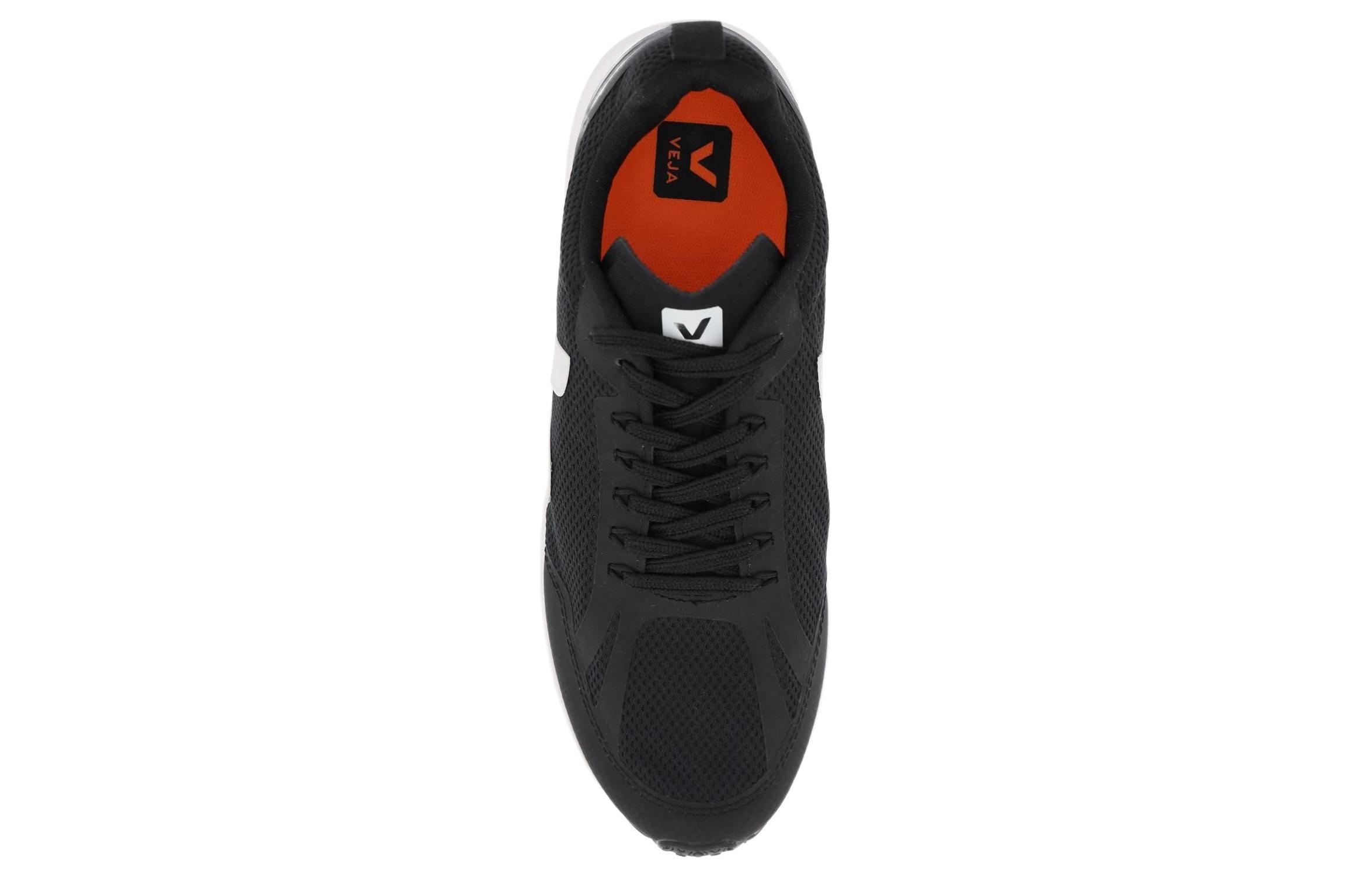 Lookbook VEJA Condor 2 ''Schwarzes Polyester'' CL0102511B