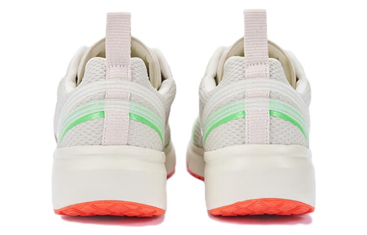 Lookbook VEJA Condor 2 Veterschoenen ''Wit Groen'' CL0103087
