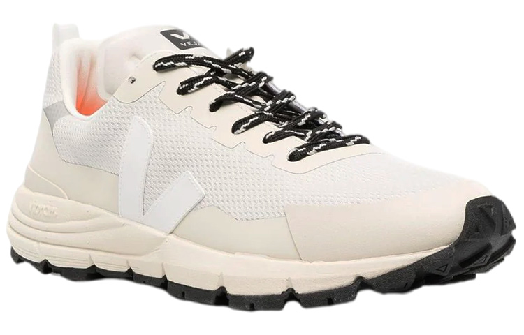 Lookbook VEJA Dekkan '自然' DC012576