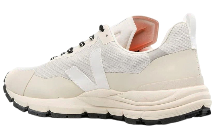 Shop VEJA Dekkan '自然' DC012576