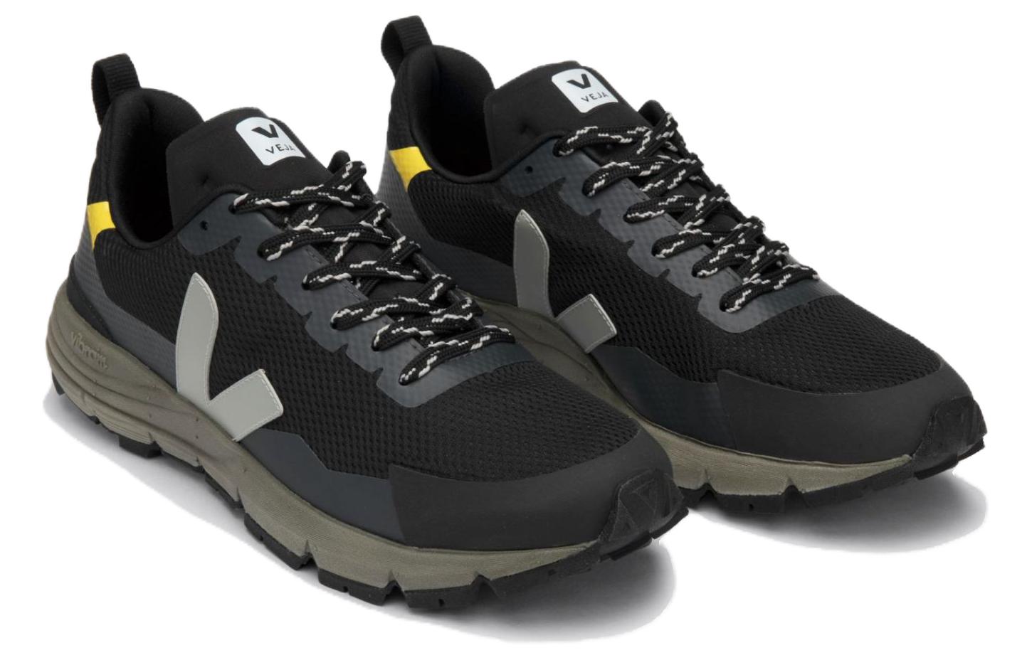 Lookbook VEJA Dekkan Alveomesh 'Hitam Abu Tua Oxford-Grey Tonic' DC0102581