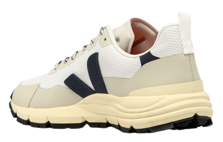 Lookbook VEJA Dekkan 低筒 運動休閒鞋 男女同款 米白色