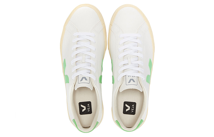 Lookbook VEJA Esplar Chromefree Basse ''Blanc Absinthe'' EO052571B