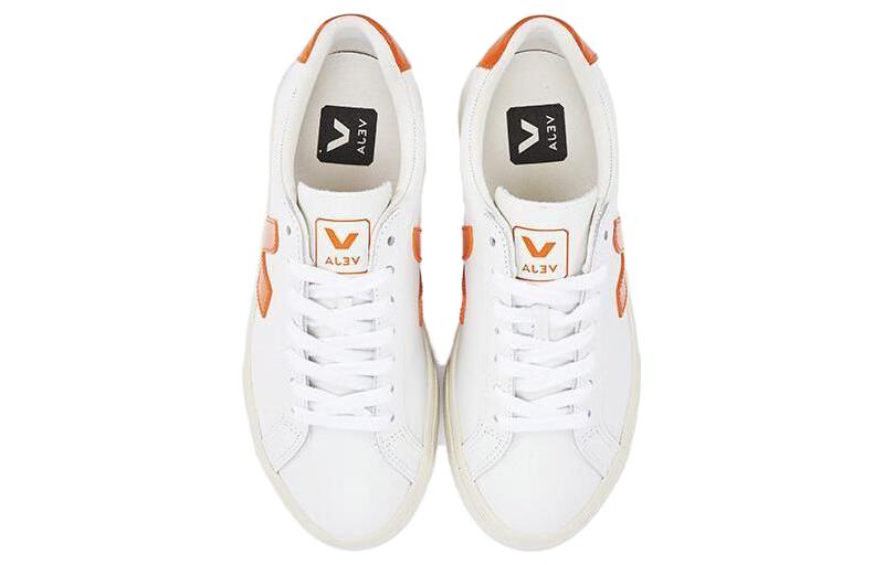 Shop VEJA Esplar Schnürschuhe ''Weiß Kürbis'' EO0202952