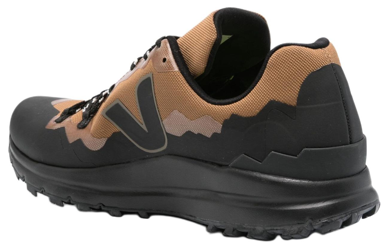 VEJA Fitz Roy 'Terra Black' 圖 3