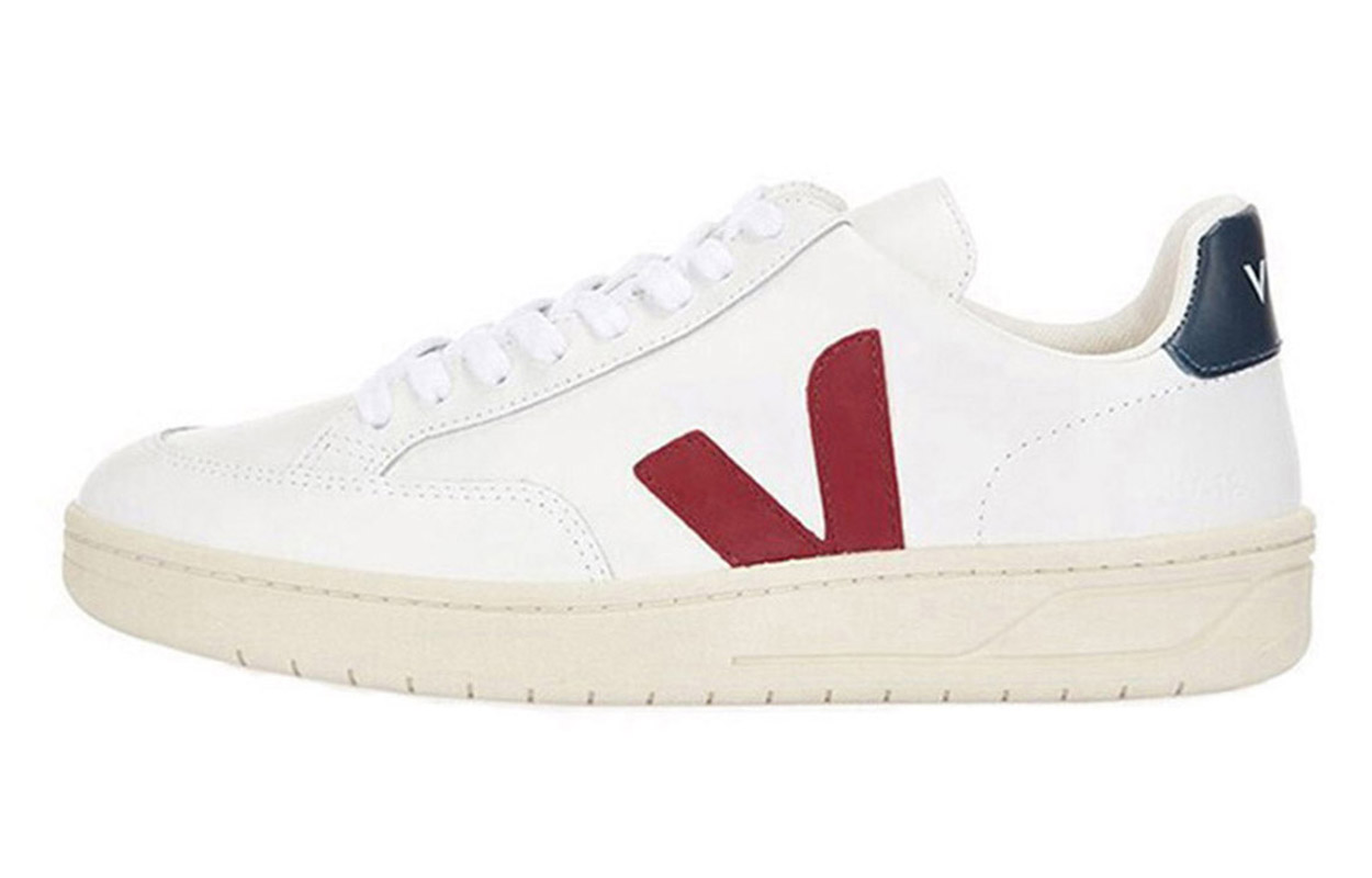 VEJA FW21 'White Blue Tail' XD021955B