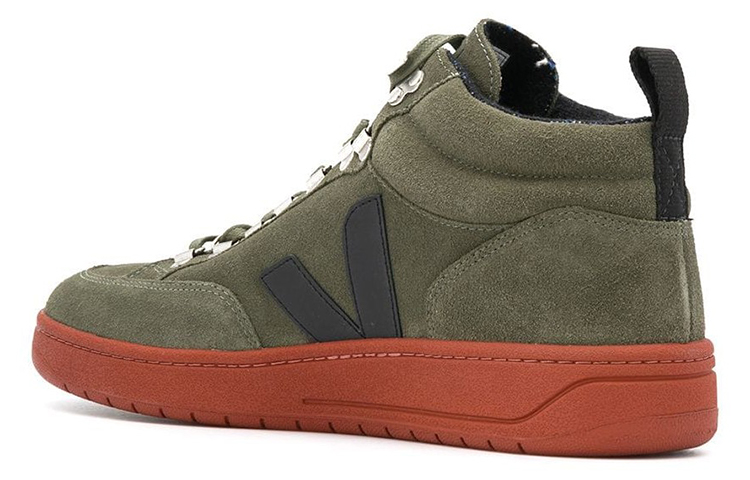 Shop SNEAKER TINGGI VEJA 'OLIVE GREEN' QR031635