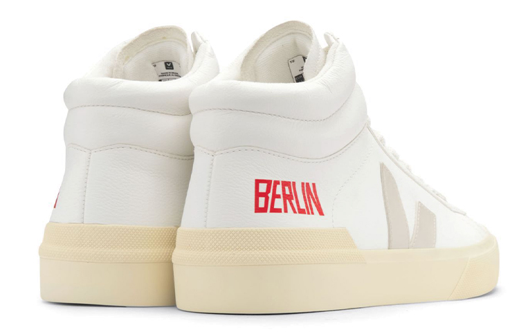 Lookbook Zapatillas VEJA High-Top 'Cuero Blanco' TR0503207A