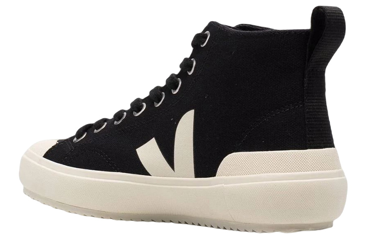 Lookbook VEJA 高帮'标志印花黑色' NT0101397