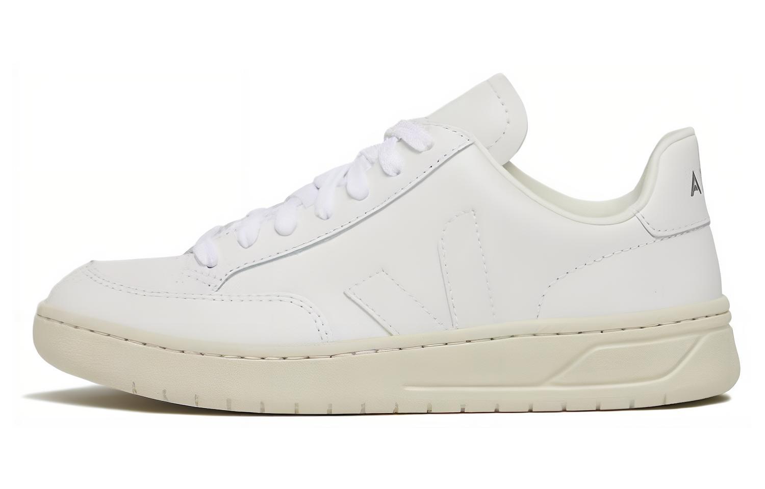 Buy Sepatu VEJA Low-Top 'Kulit Putih' XD0202297MWHITE