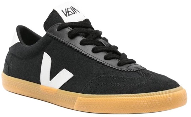 베자 클래식 컴포트 블랙 로우탑 (Beija Keullaesik Keompoteu Beullaek Roteutap) VO0103529B Lookbook 베자 클래식 컴포트 블랙 로우탑 (Beija Keullaesik Keompoteu Beullaek Roteutap) VO0103529B