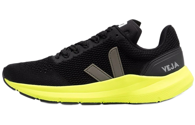 VEJA Marlin 'Black Green' LT102626A