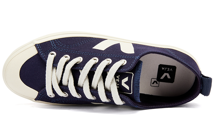 Lookbook VEJA Nova 'Deep Blue' NA012628