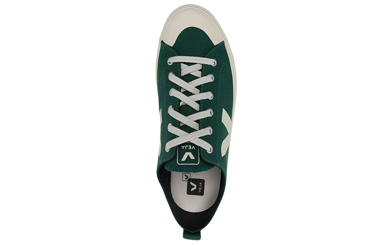 Shop VEJA Nova 低筒 時尚板鞋 男女同款 綠白