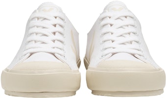 VEJA Nova Canvas 'Putih Kelabu' NA011401 Lookbook VEJA Nova Canvas 'Putih Kelabu' NA011401