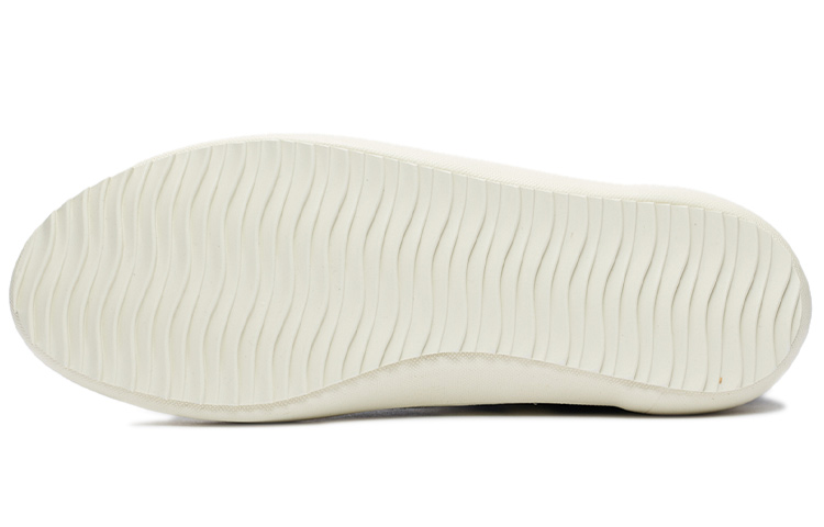 Shop VEJA ノヴァ HT ブラックピエール NT011397