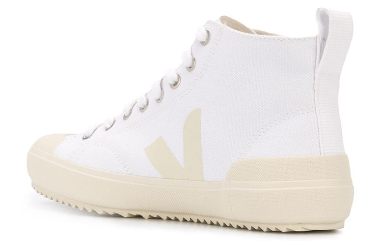 Lookbook VEJA Nova HT Canvas ''Bianco Pierre'' NT012348
