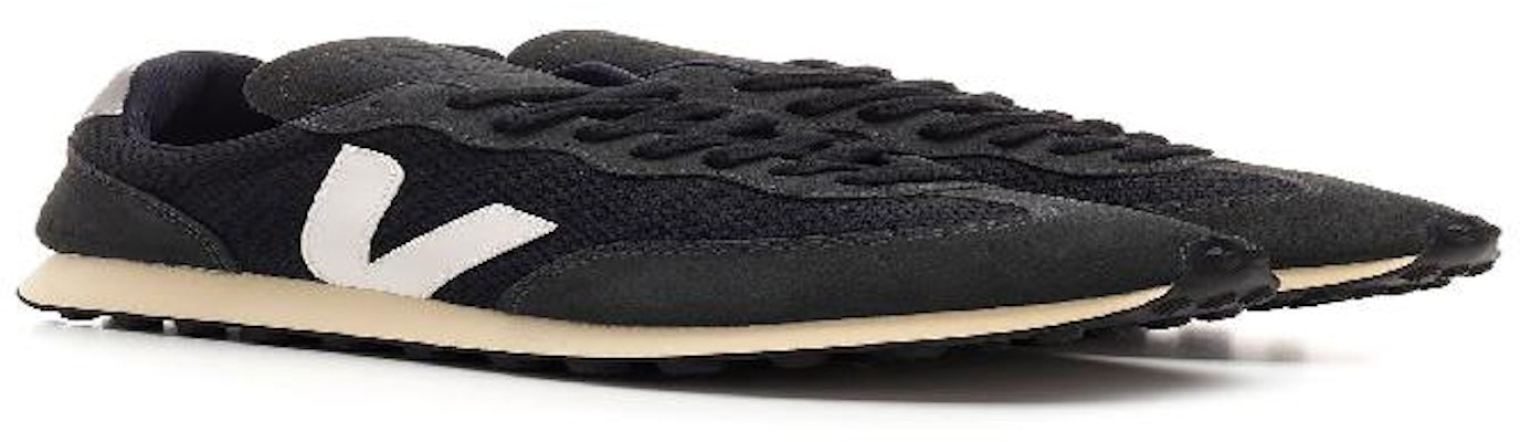 VEJA Pre 'Hitam Putih Oxford' RB012367MANBLACKWHITEOXFO Order VEJA Pre 'Hitam Putih Oxford' RB012367MANBLACKWHITEOXFO