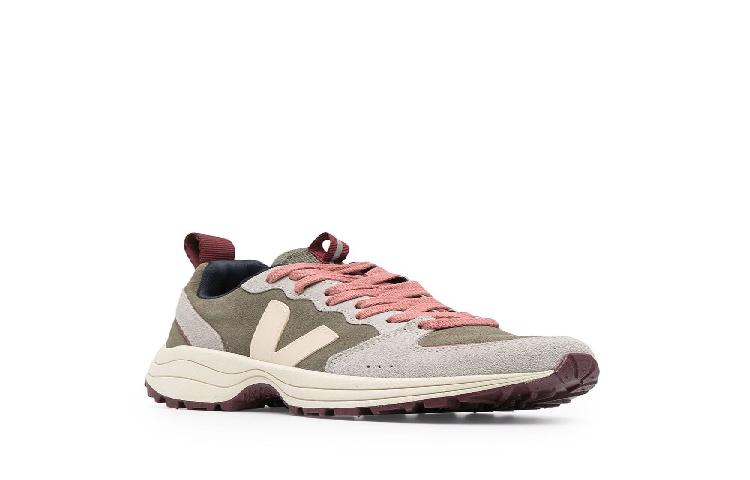 Shop VEJA PRE 'Abu Kaki' VT032350--KAKI