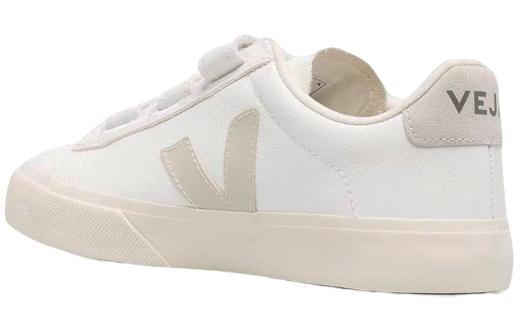 Lookbook VEJA Recife Cuero Chromefree 'Blanco Extra Pierre Natural' RC0502688A