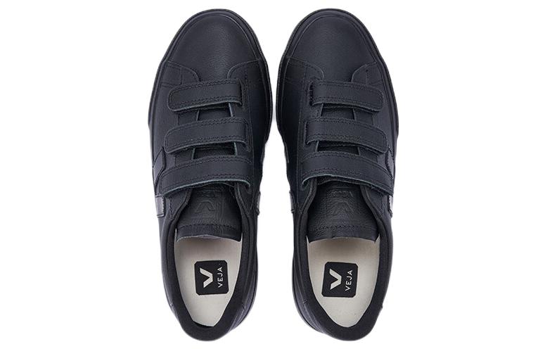 Lookbook VEJA Recife Kulit Chromefree 'Full Black' RC0502955