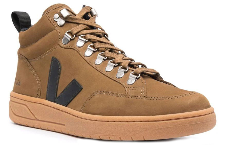 Lookbook VEJA Roraima "Basket Montante Marron Confort Polyvalent Mode" QRM132659B