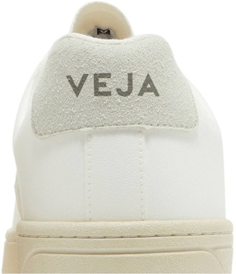 VEJA Urca 'Natural' Sepatu Sneakers UC072426B Sizing VEJA Urca 'Natural' Sepatu Sneakers UC072426B