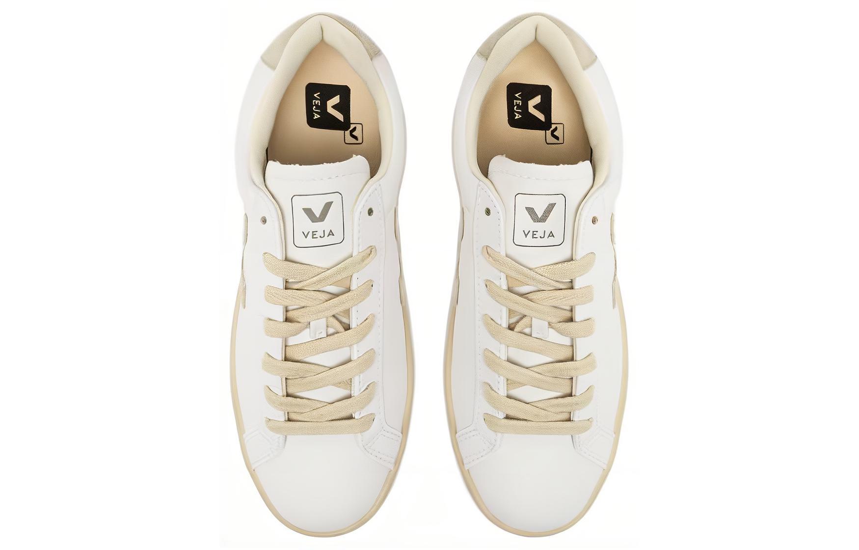 Shop VEJA Urca 皮革 舒適休閒 低幫 板鞋 女款 白色