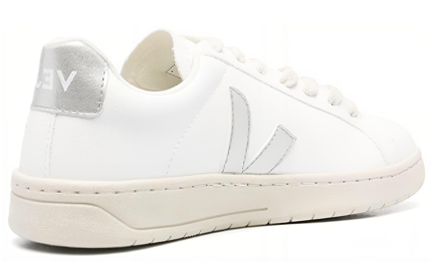 Lookbook VEJA Urca CWL ''Blanc Argent'' UC0703208