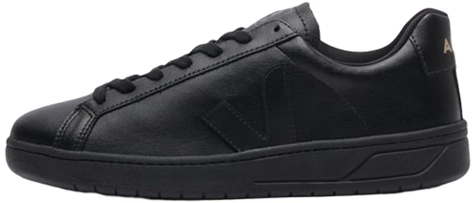 VEJA Urca CWL Noir Intégral UC072597 Buy VEJA Urca CWL Noir Intégral UC072597